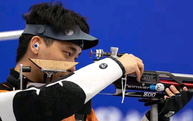 包含印度射击队夺冠喜悦,实力强劲的词条 包含印度射击队夺冠喜悦,实力强劲的词条