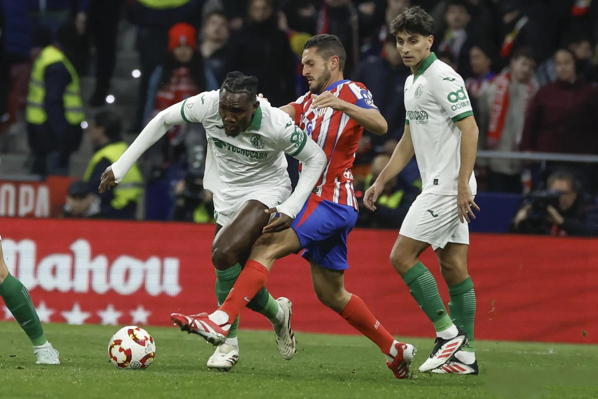 赫塔菲接连失球,需调整状态 赫塔菲接连失球,需调整状态