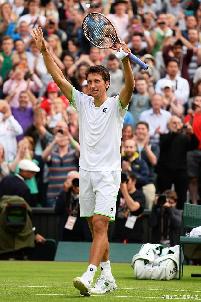 协作进攻,希望双双击败对手他斯塔的简单介绍 协作进攻,希望双双击败对手他斯塔的简单介绍