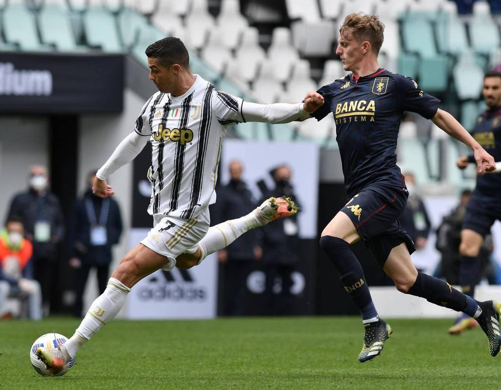 米兰体育app下载-尤文图斯新援首秀破门,帮助球队取胜