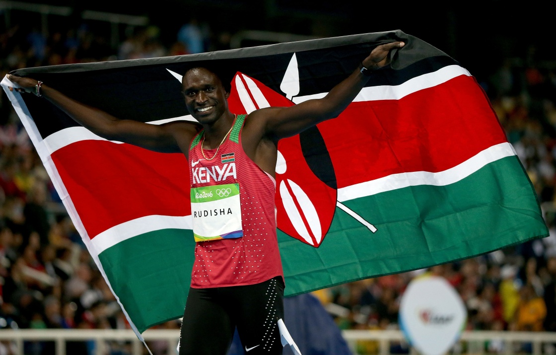 米兰体育娱乐-肯尼亚游泳选手轻松游刃，笑看一切的简单介绍