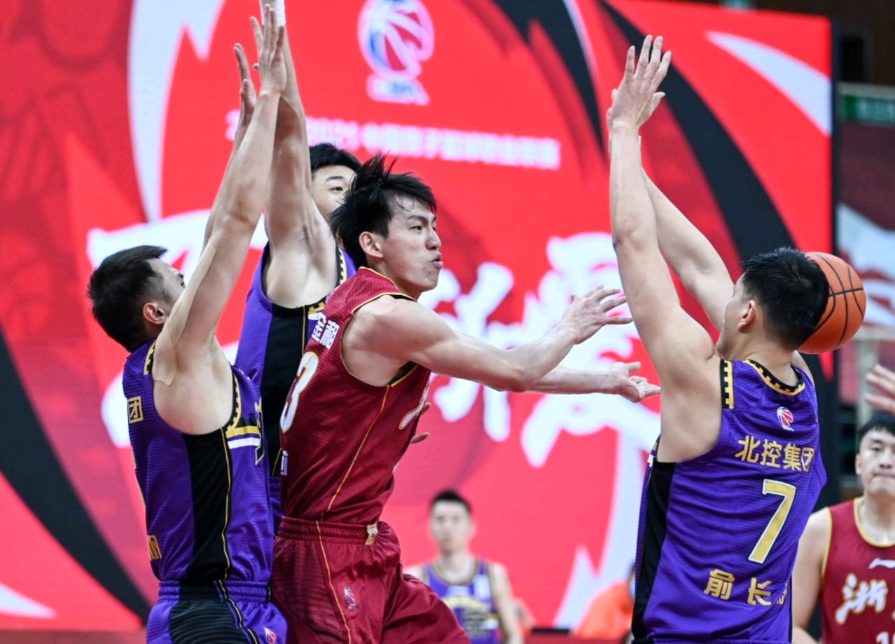 包含战火延续，豪强交锋，胜负未卜的词条