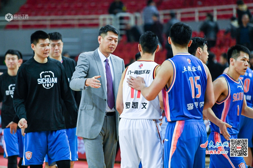 四川队遭遇连败，主教练紧急调整
